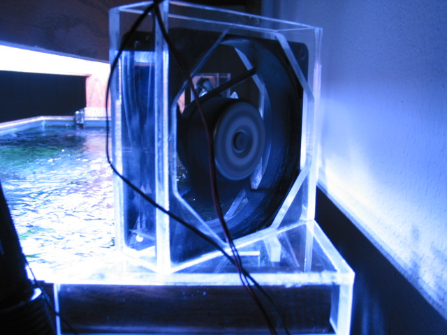 fan_holder_clr.jpg