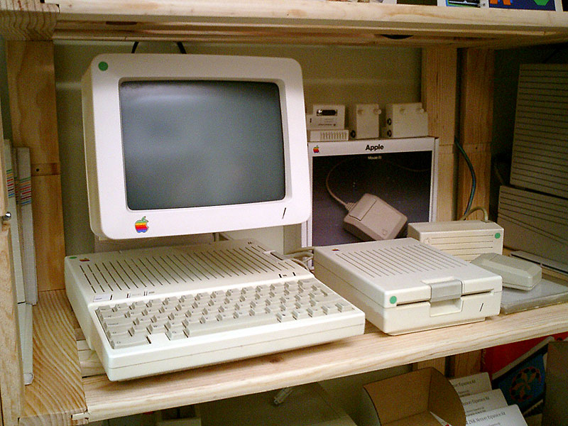 Apple_iicb.jpg