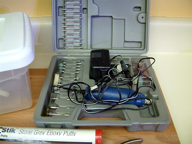 dremel_kit.jpg