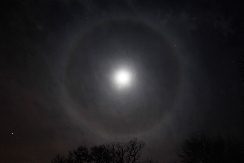 Moon-Corona.jpg