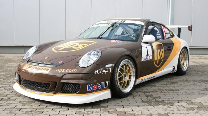 zoom_UPS_Porsche_2008.jpg