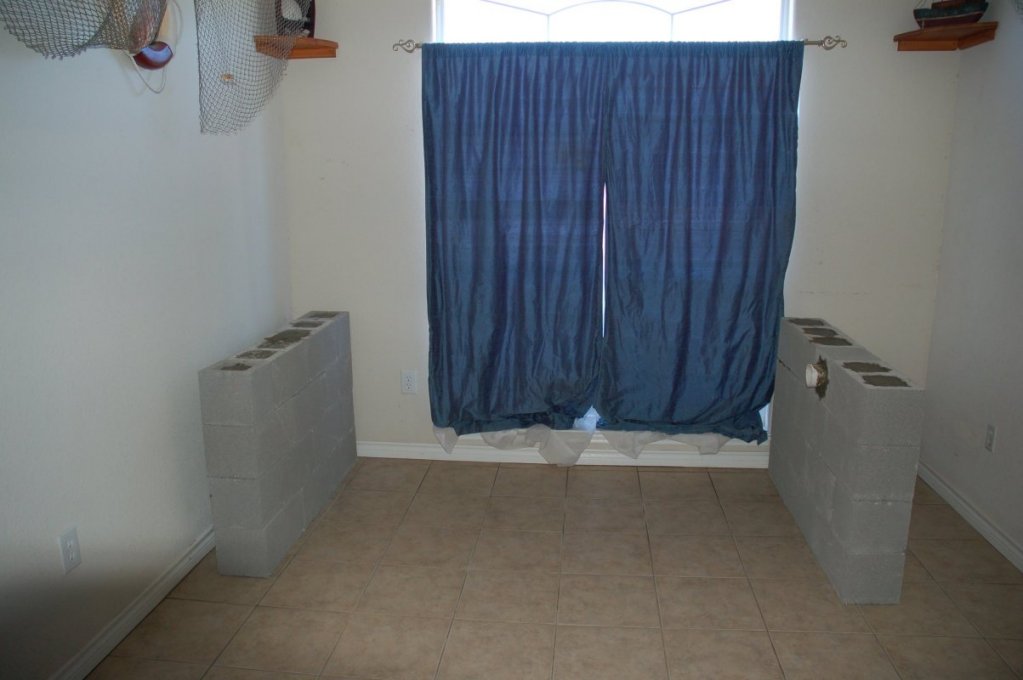 fishroom13.jpg