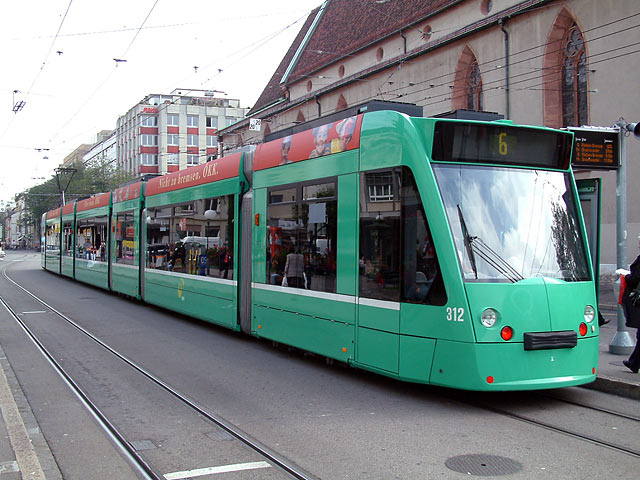 tram.jpg