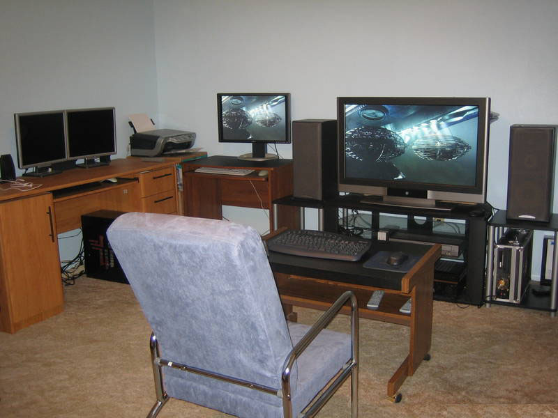 westy_console-chair.jpg